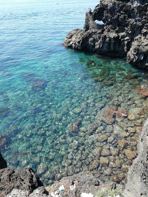 Bed and Breakfast Il Giardino Dei Limoni Aci Castello Zewnętrze zdjęcie